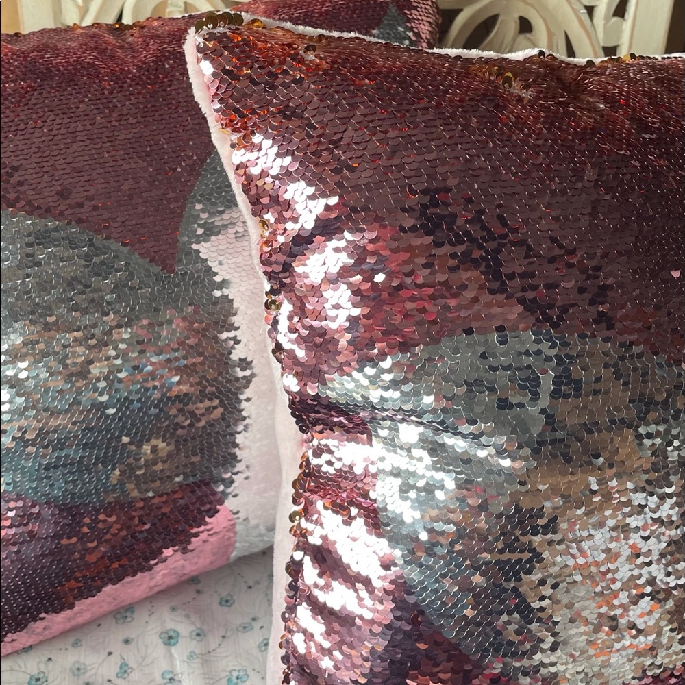 COPY - Whale/ Mermaid Tail Sequins Pillows 2 Piece